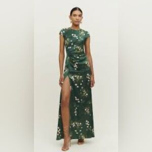 - Fehaute Asymmetrical Green Floral Dress